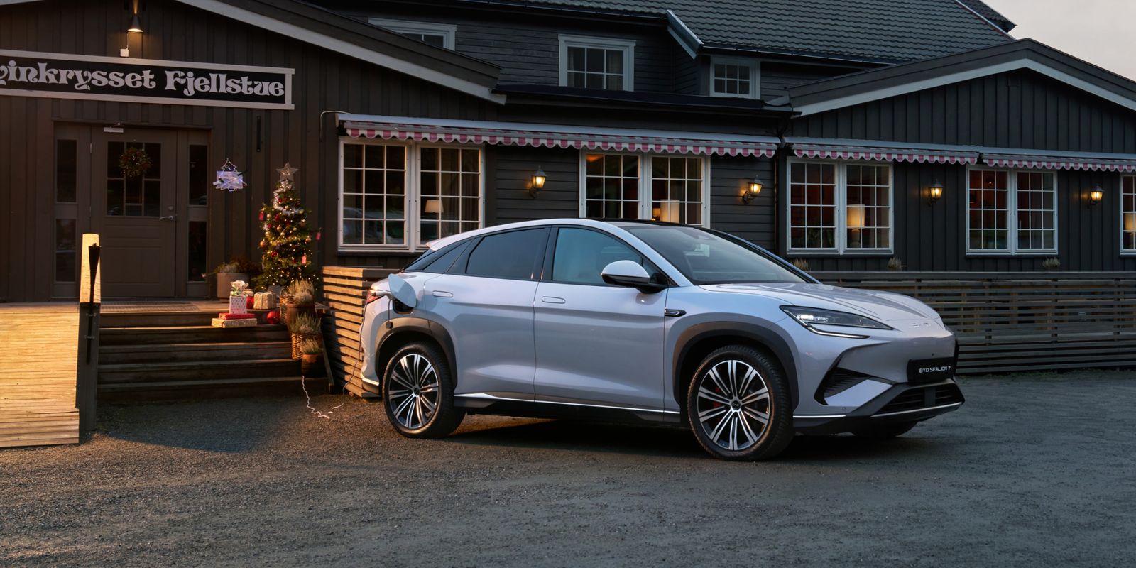 BYD Sealion 7 — V2L — power anywhere