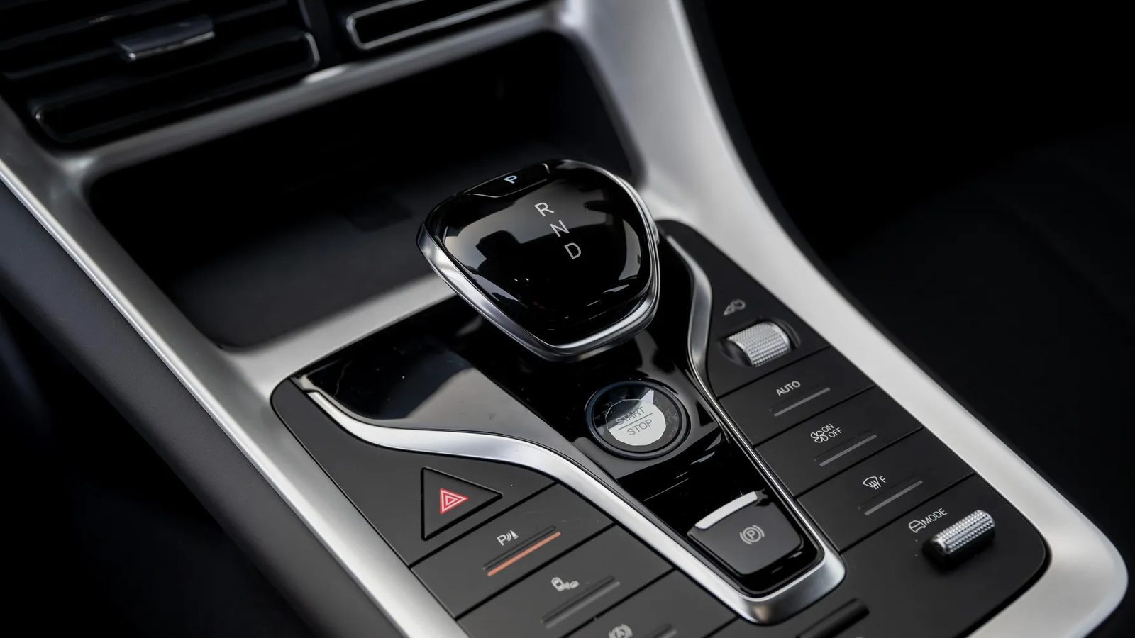 BYD Song Pro — Centre console