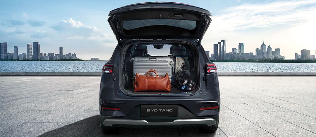 BYD Tang — Space for everything
