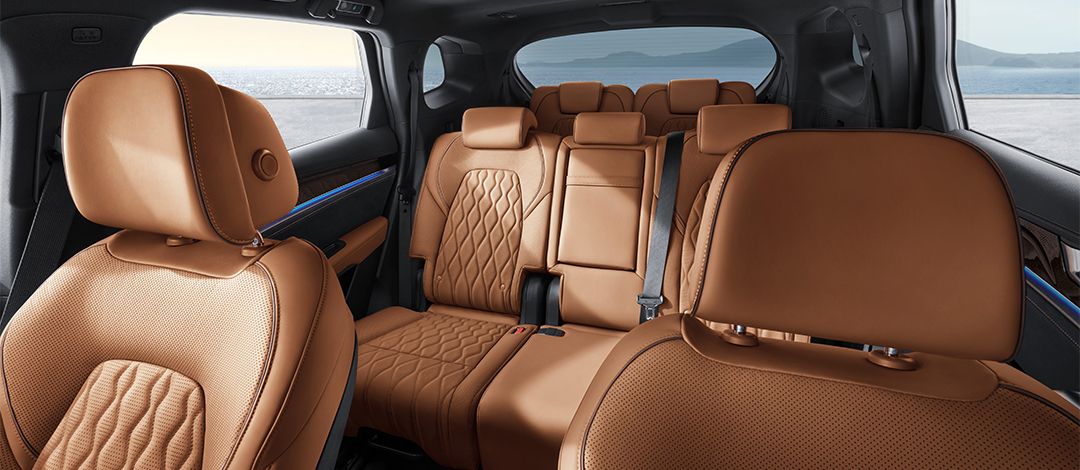 BYD Tang interior