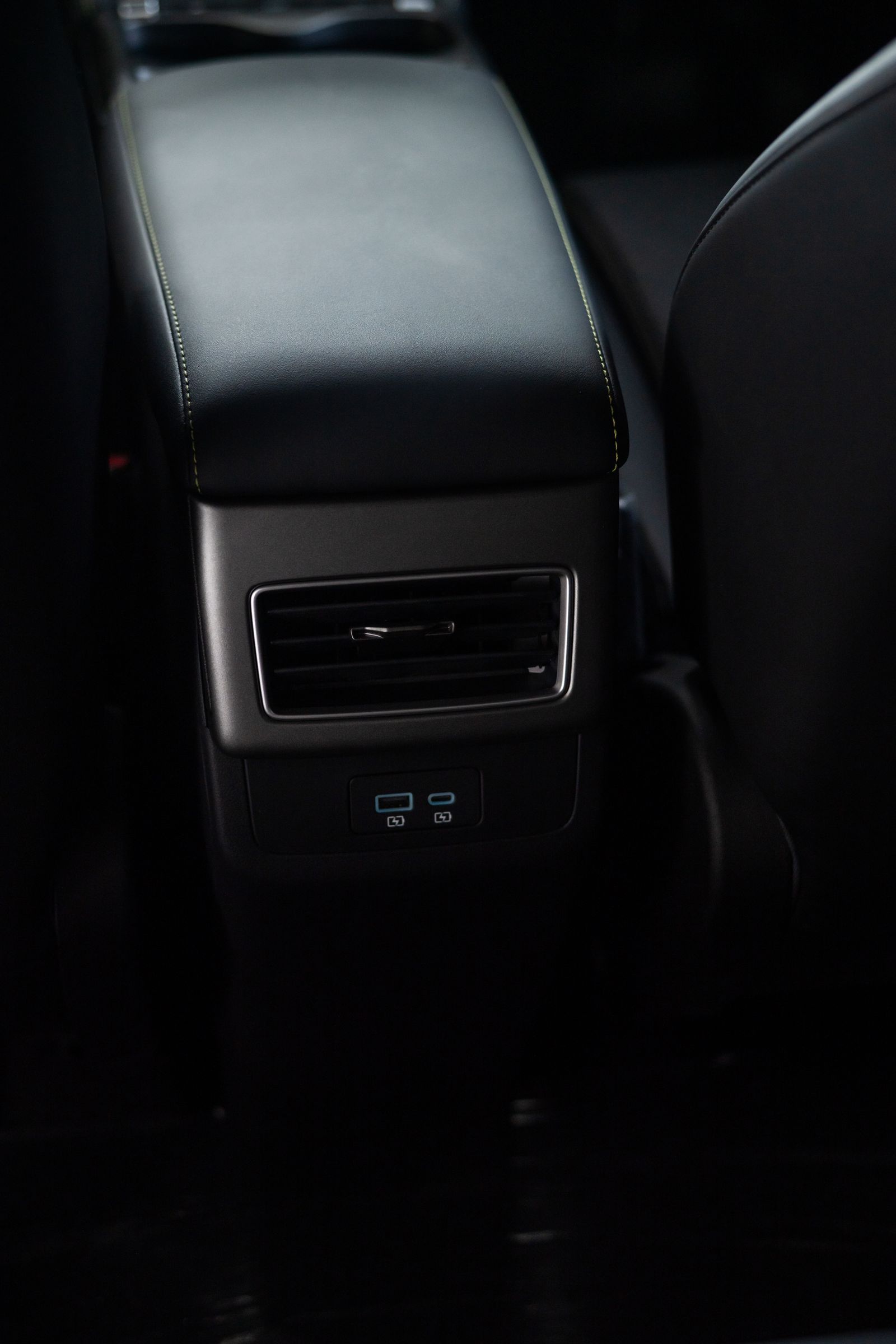 BYD Yuan Pro interior